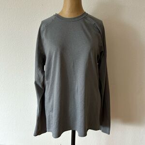 Patagonia sz L Capilene Baselayer midweight grey great pre owned condition